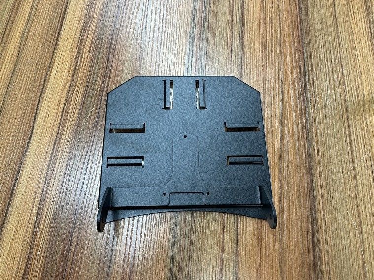 Miedź SS Sheet Metal Fabrication Custom Black Powder Coated Rack Drummy Cover Mounting Bracket