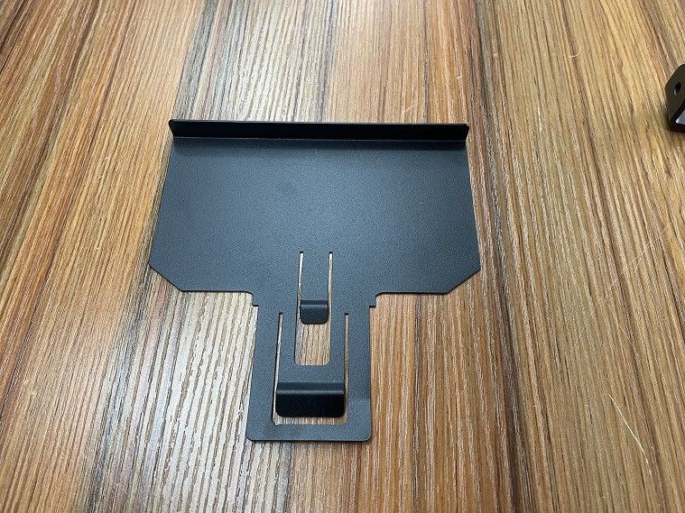Miedź SS Sheet Metal Fabrication Custom Black Powder Coated Rack Drummy Cover Mounting Bracket