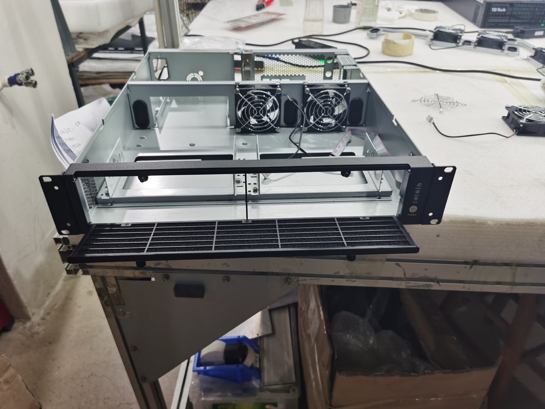 Specjalistyczna tablica metalowa z gięciem Fabrykacja Aluminiowa szafka sieciowa Pudełka komputerowa Pudełka do gier