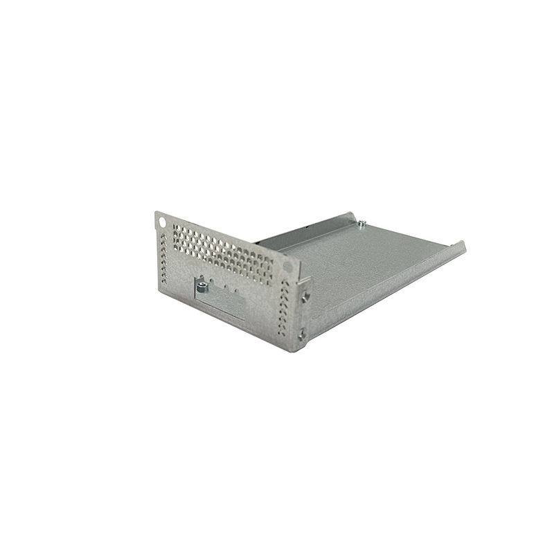 Laserowe spawanie metalu z ciężkich arkuszy aluminiowych